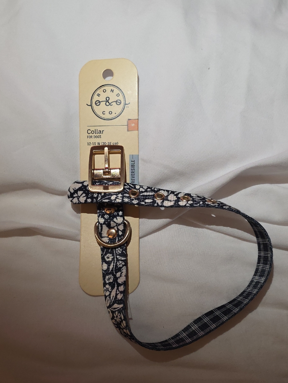 Bond & Co Reversible Floral and Plaid Dog Collar - Black/white Size Small 12-15